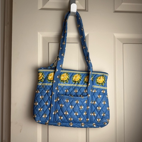 NWOT Vera Bradley Little Betsy - Bees Retired Pattern - Last One - Picture 1 of 9